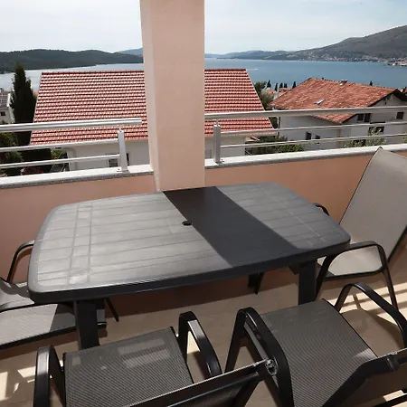 Apartamento Immaculate 2-bed In Okrug Gornji